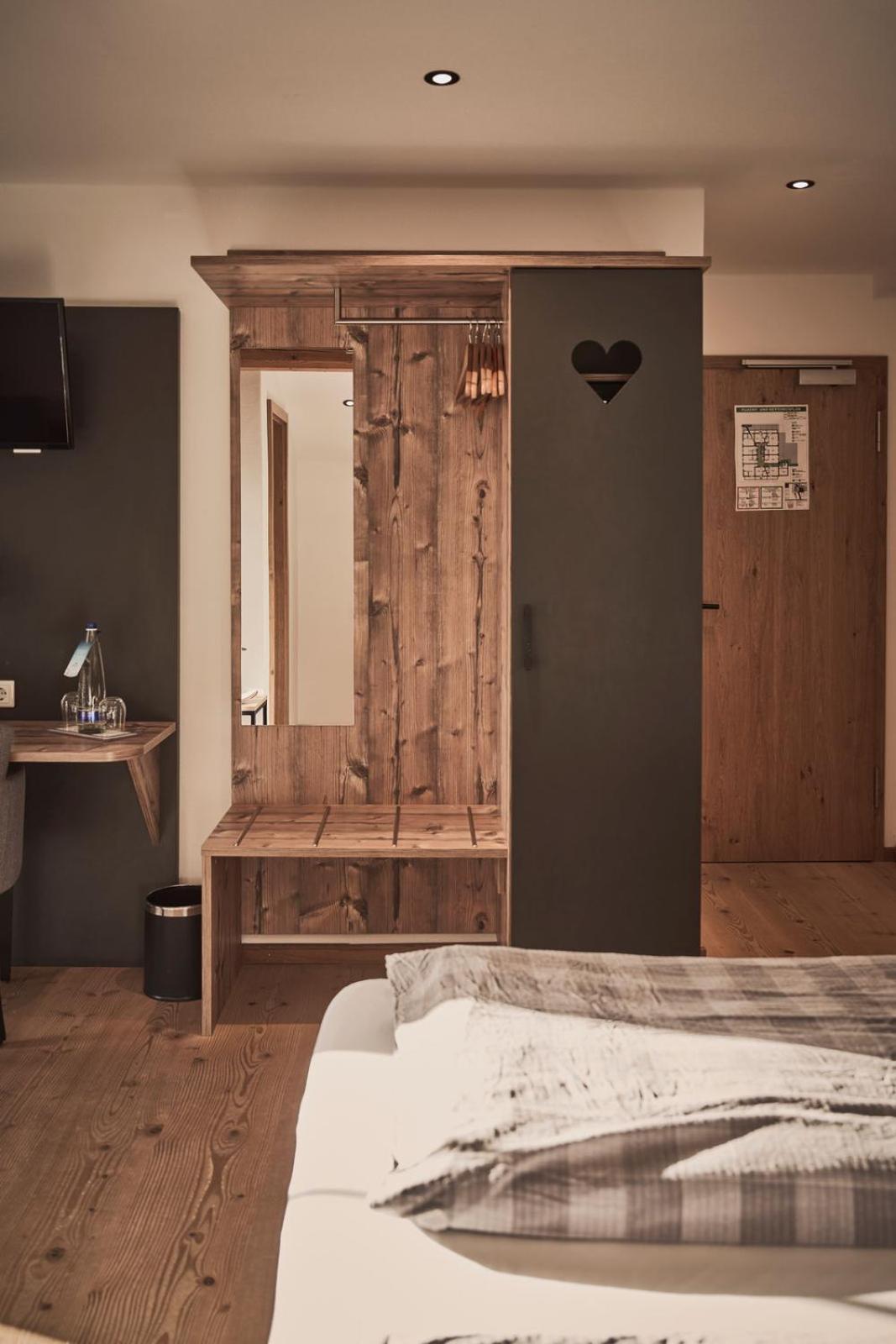 Hotel Rait'Ner Wirt Schleching Exterior foto